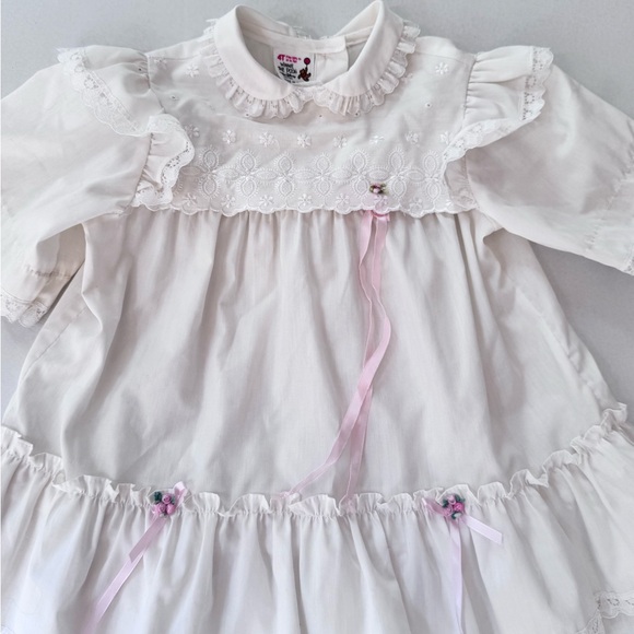 SEARS WINNIE THE POOH girls size 4t cream with ruffles dress VINTAGE - Picture 4 of 15